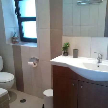 Park House -beside The Medieval Town Of Rhodes Appartement