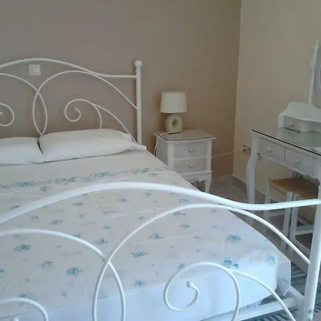 Park House -beside The Medieval Town Of Rhodes Appartement